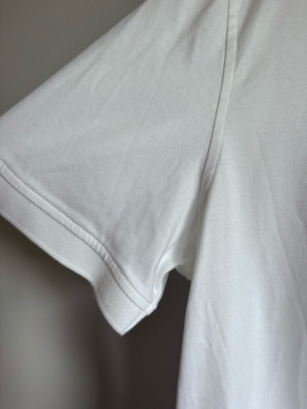 UNTUCKit Men's White Performance Polo - Picture 2 of 8